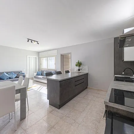 Lussuoso Climatizzato A 200 M Dal Mare Apartment *