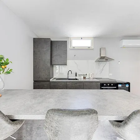 Apartment Lussuoso Climatizzato A 200 M Dal Mare