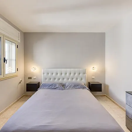 Lejlighed Lussuoso Climatizzato A 200 M Dal Mare *